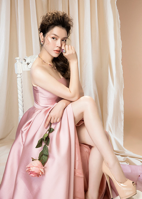 Thông tin Lý Nhã Kỳ đóng phim trở lại khiến người mộ rất phấn khích bởi cô vắng bóng trên màn ảnh đã lâu.