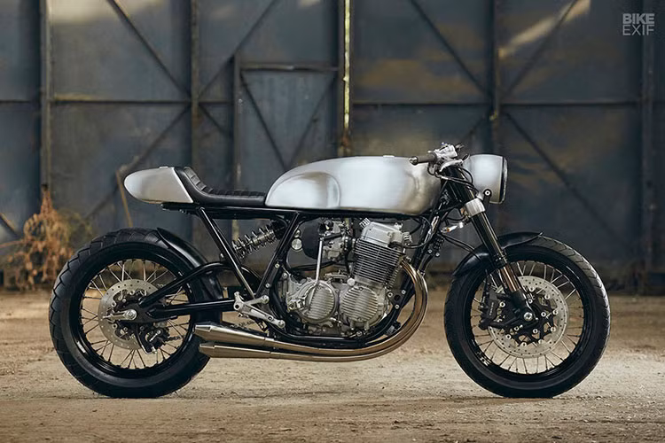 Ngựa chiến Honda CB750 mang tên MessnerMoto được lột xác theo phong cách cafe racer. Đây là sản phẩm của Mirko Messner, sống ở Belgrade, Serbia. Đáng ngạc nhiên là chiếc CB750 mang thiết kế rất ấn tượng, nhưng lại là một bản độ nghiệp dư do chính chủ nhân tự thực hiện.