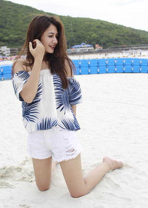 Trên trang cá nhân, Panpaporn Sookdee giới thiệu cô đang học chuyên ngành kinh doanh hàng không tại một trường đại học ở Băng Cốc, Thái Lan.