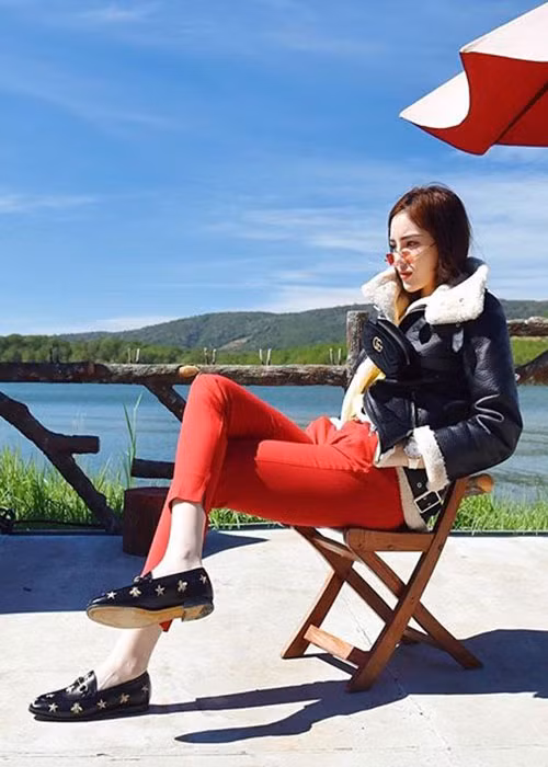 Hoa hậu Kỳ Duyên đi du lịch cùng gia đình, sau đó cô sẽ quay trở lại làm việc.