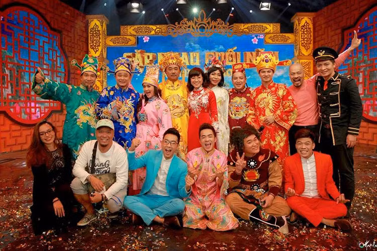 Năm 2016, Mạnh Dũng lần đầu tiên tham gia Táo quân với một vai diễn nhỏ.