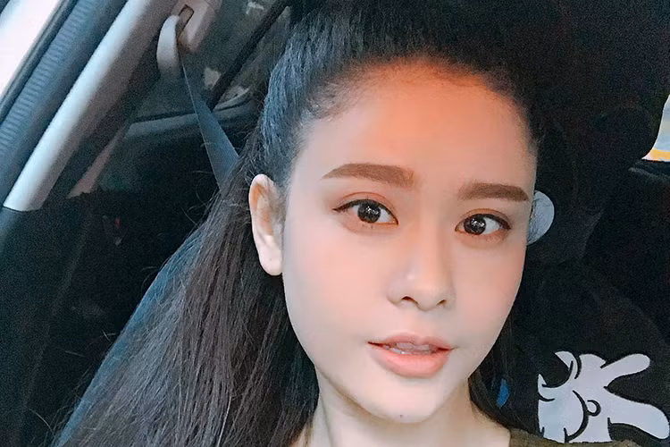 Sao Việt Trương Quỳnh Anh tâm sự: “Khi không còn những điều quen thuộc, tự khắc sẽ thấy trân quý. Khi những điều trân quý trở nên quen thuộc, mọi thứ trở lại như ban đầu”.