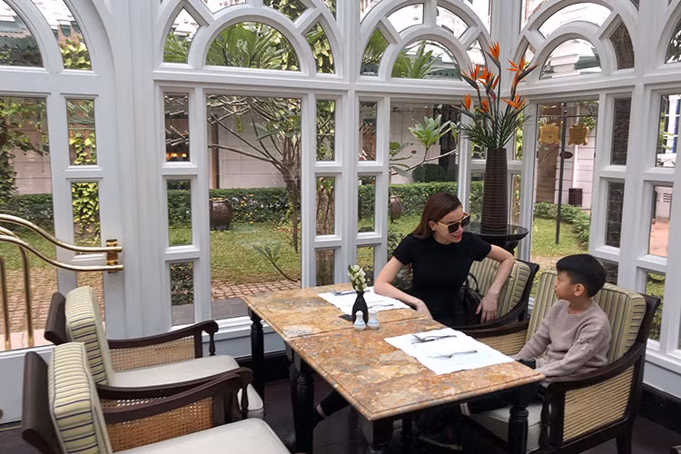 Hồ Ngọc Hà đăng tải khoảnh khắc bình yên bên con trai Subeo.