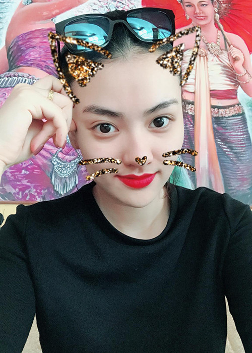 Trịnh Hồng Quế đăng tải hình ảnh mặt mộc xinh đẹp trong chuyến đi Thái Lan.