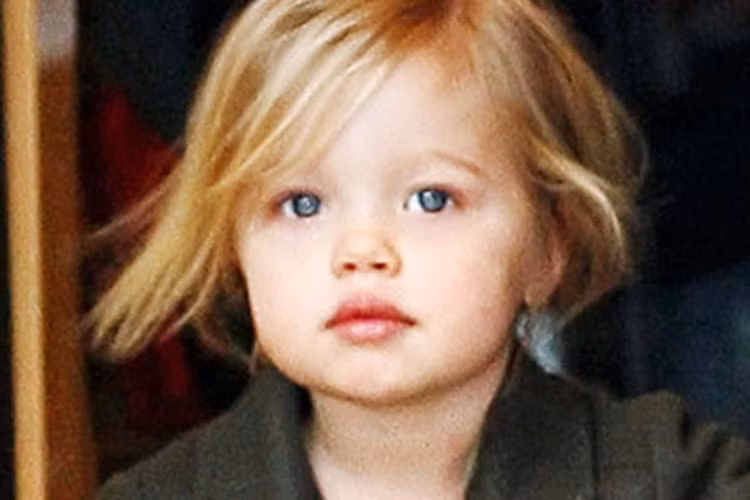Bé Shiloh là trái ngọt tình yêu giữa Brad Pitt và Angelina Jolie khi còn mặn nồng.