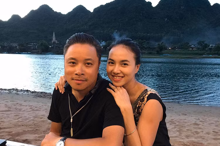 Fans mong chờ vợ chồng Đinh Ngọc Diệp sẽ có tin vui trong năm 2018.