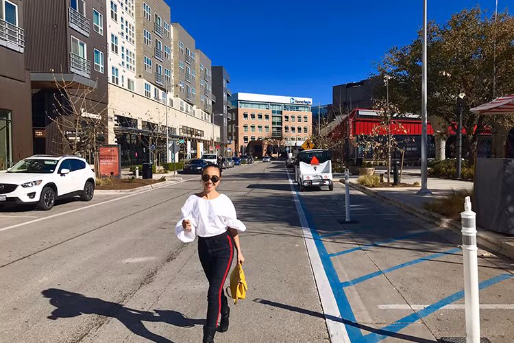 Đoan Trang trở lại Austin (Mỹ) sau gần 2 năm là một trong những tin tức sao Việt trong ngày 30/1.