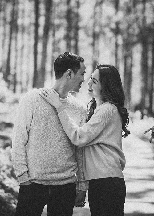 Năm 2012, Tăng Thanh Hà lên xe hoa với Louis Nguyễn. Từ khi lấy chồng cho đến nay, nữ diễn viên chưa trở lại làng giải trí.