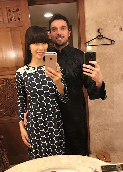 Mới đây, trên trang cá nhân, Hà Anh chia sẻ tin vui sắp làm mẹ. Nữ siêu mẫu cho biết cô đang mang thai con đầu lòng.