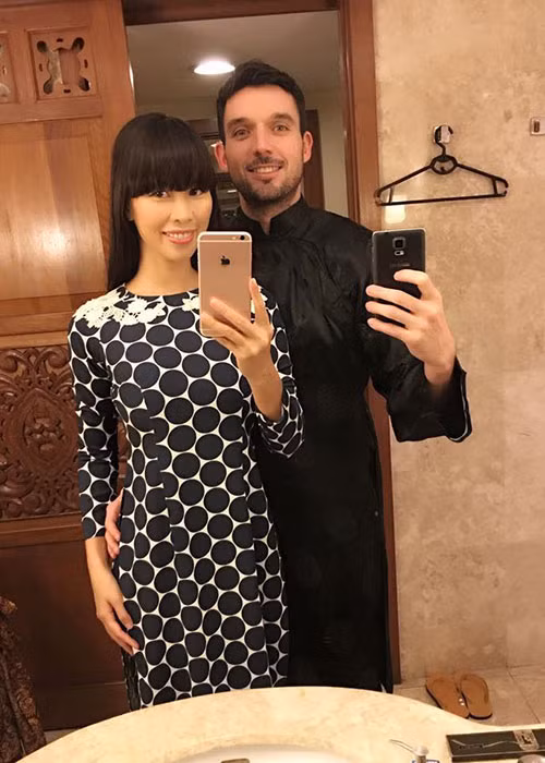 Mới đây, trên trang cá nhân, Hà Anh chia sẻ tin vui sắp làm mẹ. Nữ siêu mẫu cho biết cô đang mang thai con đầu lòng.