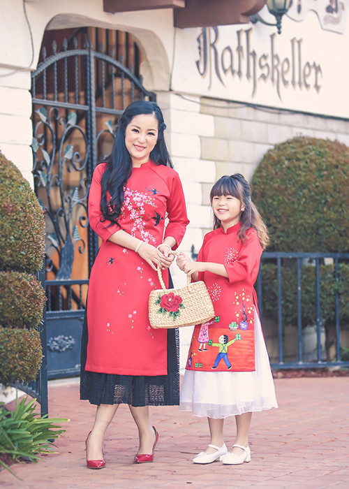 Gặp nhiều vất vả khi nuôi con, làm mẹ đơn thân sau khi hôn nhân tan vỡ, Thúy Nga từng có lúc mệt mỏi, suy sụp.