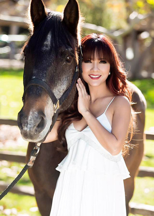 Ở tuổi 49, sự nghiệp vững vàng và nhan sắc không tuổi, Kiều Khanh khiến nhiều người ngưỡng mộ. Ảnh: FBNV