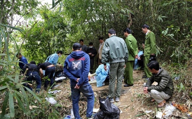 Thi thể thiếu nữ bị trói hai tay tố tội ác kinh hoàng - Hình 2 Thi the thieu nu bi troi hai tay to toi ac kinh hoang-Hinh-2