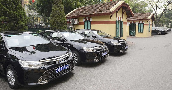 Quy định mới về chức danh lãnh đạo được sử dụng xe công Quy dinh moi ve chuc danh lanh dao duoc su dung xe cong