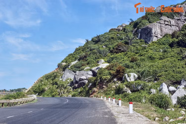 Lặng người trước cảnh tượng hùng vĩ trên đèo Cả Lang nguoi truoc canh tuong hung vi tren deo Ca