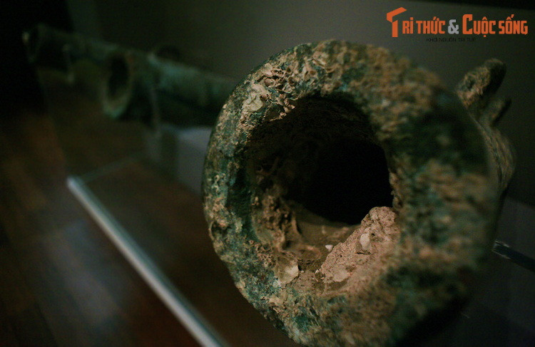 Súng thần công bằng đồng, thế kỷ 18, hiện vật tàu cổ Vũng Tàu.