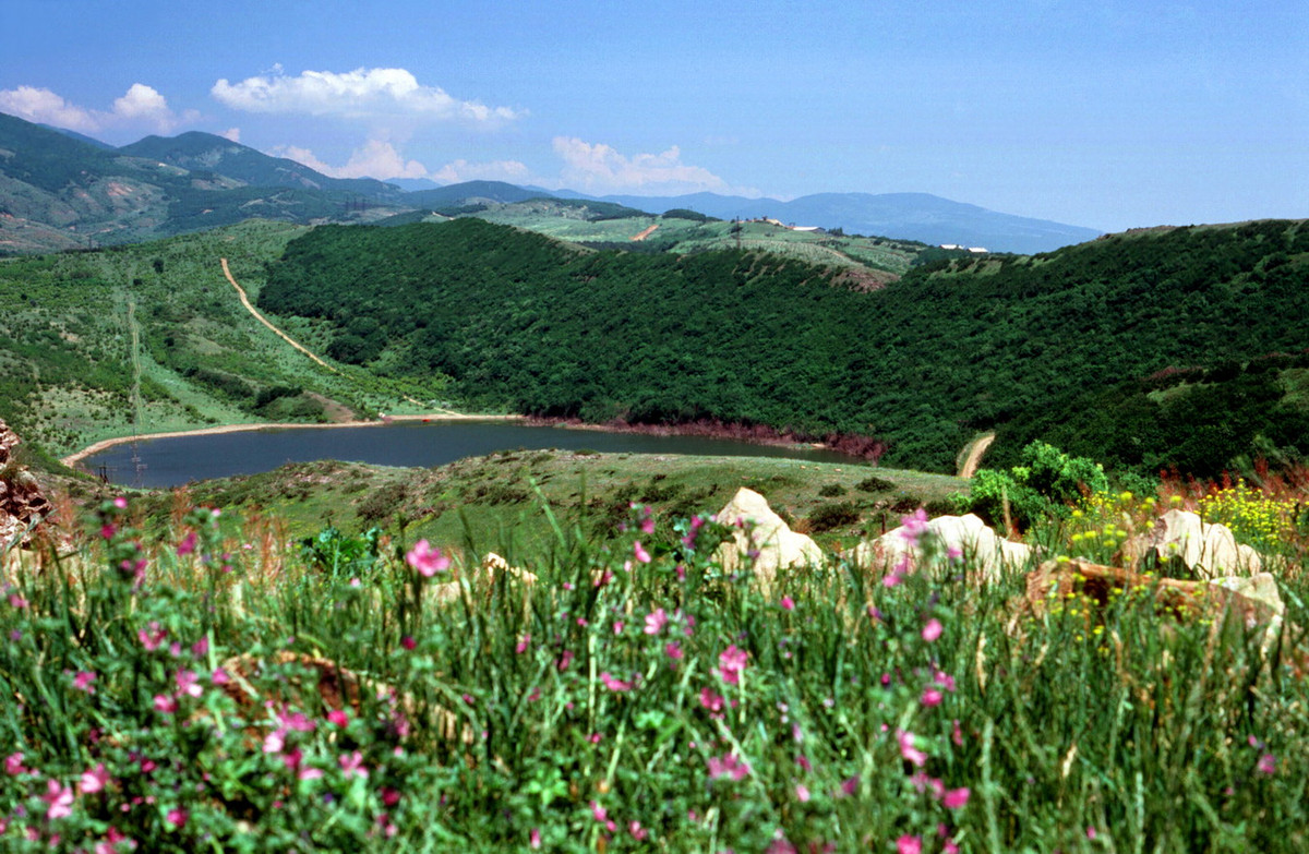 Hồ Jvari, thắng cảnh nổi tiếng của Mtskheta.