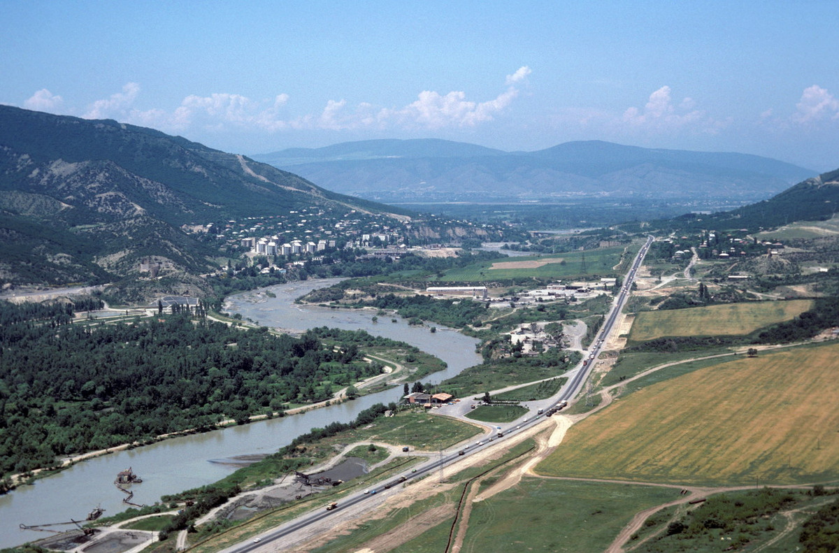 Phong cảnh Mtskheta, cố đô của Gruzia.