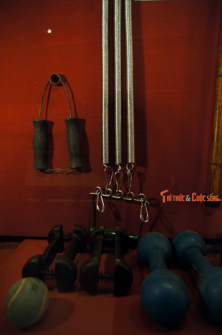 Dụng cụ tập thể dục thể thao, Bác Hồ đã dùng trong những năm cuối đời.