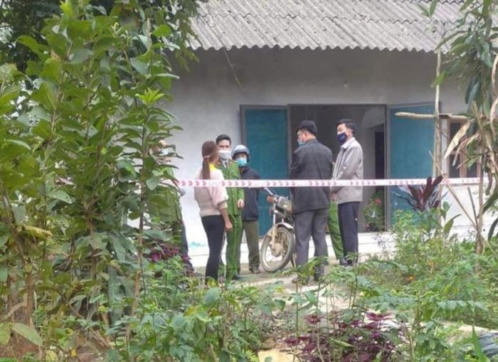 Tin nóng 30/1: Phát hiện thi thể nữ giới không còn nguyên vẹn dưới hầm biogas - Hình 7 Tin nong 30/1: Phat hien thi the nu gioi khong con nguyen ven duoi ham biogas-Hinh-7