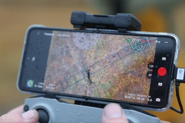 Chuyên gia Denis Fedutinov, Tổng biên tập ấn phẩm chuyên ngành “Hàng không không người lái” cho biết: “Việc phát triển các hệ thống kiểu Stupor là do các mối đe dọa đối với các vật thể khác nhau do tác động của máy bay không người lái đã tăng lên đáng kể trong những năm gần đây. Hiện tại, việc sử dụng máy bay không người lái như vậy có liên quan đến hành động của phía Ukraine. Các cuộc tấn công trong tương lai có thể được thực hiện bằng cách sử dụng nhiều loại phương tiện không người lái cũng như sử dụng một loạt các kỹ thuật chiến thuật đang phát triển.