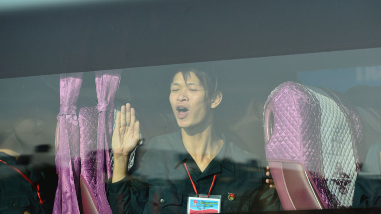 Niềm tự hào trên khuôn mặt của những chàng tân binh trẻ lần đầu sống xa nhà...