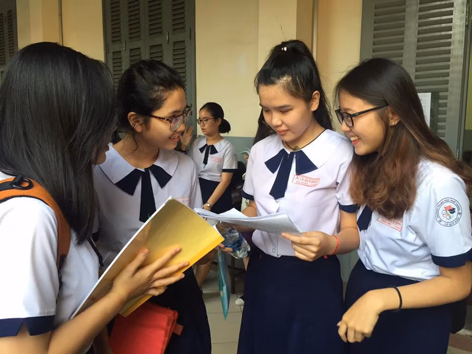 Thí sinh tham dự kỳ thi THPT quốc gia 2017 (Ảnh: Đỗ Quang Đức)