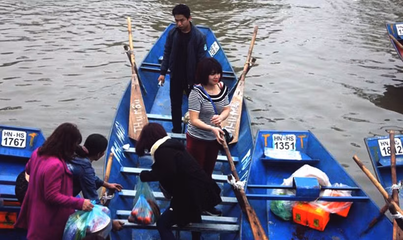 Theo Ban tổ chức lễ hội chùa Hương năm 2018, đúng 9h sáng nay mới chính thức khai hội chùa Hương.