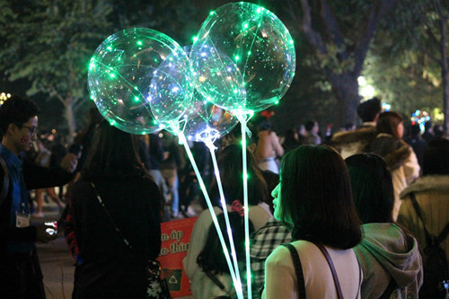 Bóng bay galaxy vô cùng nguy hiểm. Ảnh minh họa.