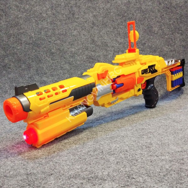 Ngoài khả năng gây thương tích, súng bắn đạn còn tiềm ẩn cơ ngạt, sặc khi trẻ nhỏ nhặt được đạn cho vào mồm gây bít đường thở.