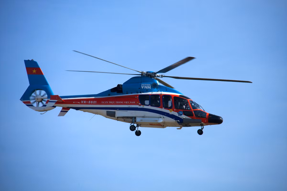 EC155 B1 có tải trọng cất cánh tối đa 4,8 tấn cho tốc độ bay 225-276km/h, tầm bay tối đa 671km.