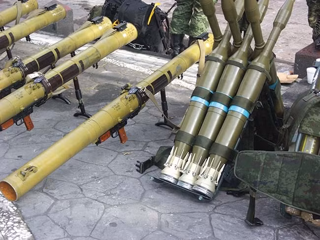 RPG-29 Vampir là loại súng chống tăng thế hệ mới được Phòng thiết kế Tula (Liên Xô) phát triển và đưa vào sử dụng từ năm 1989. RPG-29 cũng là “hậu duệ” của súng chống tăng huyền thoại RPG-7 (Việt Nam hay gọi là B41). Đây được xem là một trong những vũ khí chống tăng mạnh nhất trên thế giới, có khả năng tiêu diệt mọi loại xe tăng tối tân.