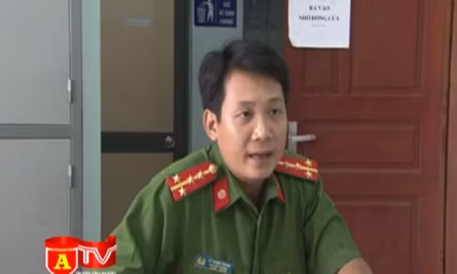 Ha Noi Phat hien duong day khung ban dam qua mang-Hinh-2