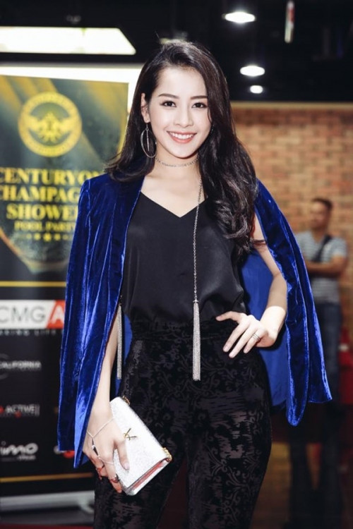 Tên tuổi của Chi Pu ngày càng được phủ sóng nhờ vào vai diễn ấn tượng trong phim Hương Ga, Thần tượng.