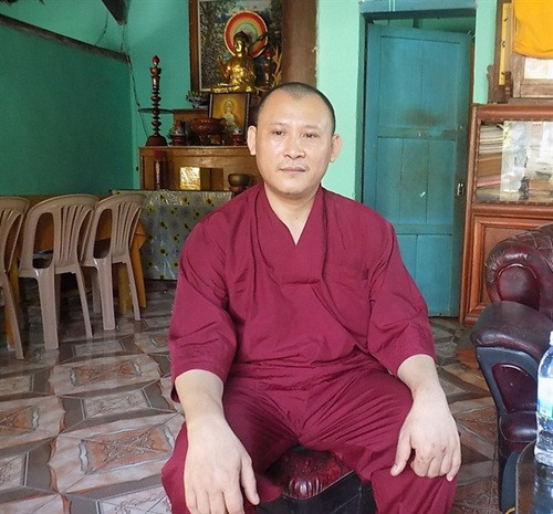 Bi an kho vang khong lo chon duoi goc cay chua Hoa Tien-Hinh-4