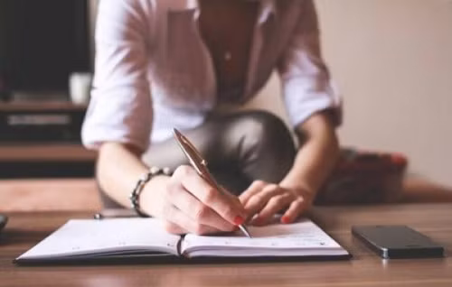 Su that sau la thu chia tay khien thieu gia Ha thanh guc nga