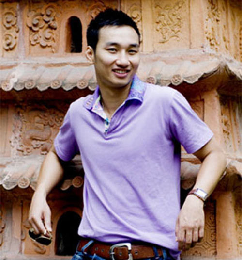 Thanh Trung nghi chuyen bay de thi do San khau dien anh-Hinh-2