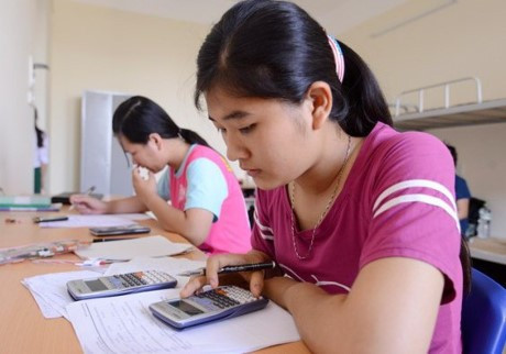 Bo Giao duc ra de minh hoa truong dai hoc van lung tung-Hinh-2