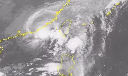 Hình ảnh cơn bão số 6 qua vệ tinh. Ảnh: NCHMF.