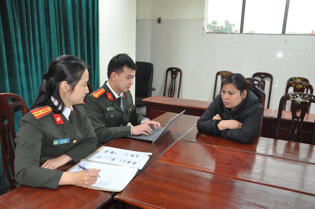 Hai Duong: Khoi to nu quai gia danh lanh dao cap tuong, lua hon 3 ty
