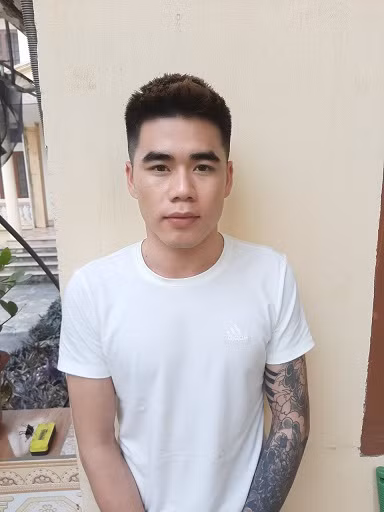 Hai Duong: Bat giu mot thanh nien tang tru sung con xoay va luu dan