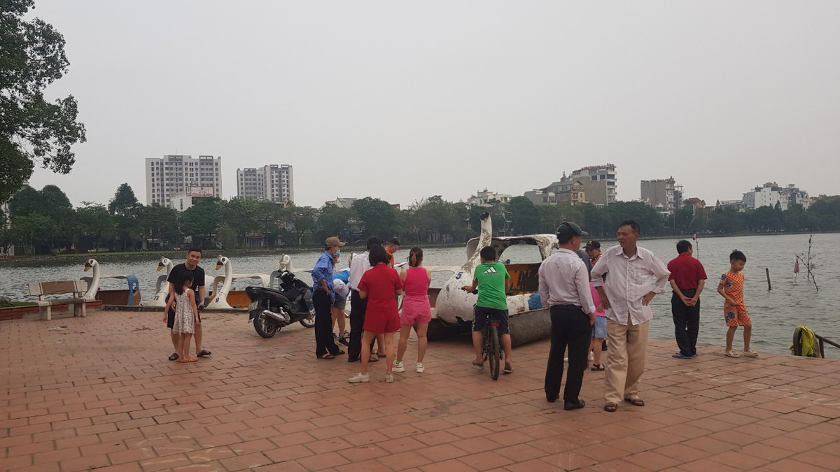 Người dân yêu cầu cần làm rõ nguyên nhân vụ tai nạn và xem xét trách nhiệm các cá nhân, đơn vị liên quan vụ tai nạn.