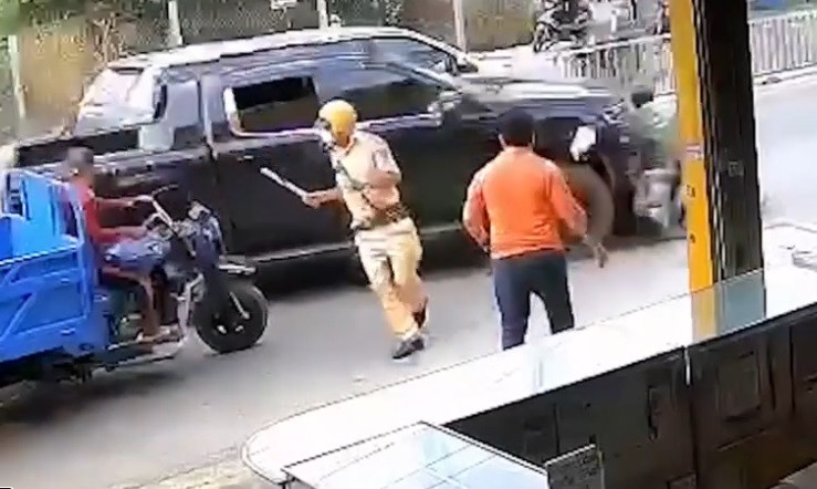 Khoi to vu an tai xe xe ban tai tong thieu ta CSGT cung 2 nguoi tu vong