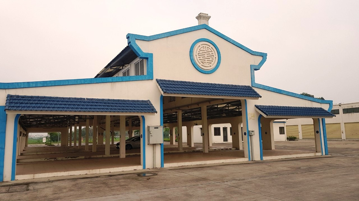 Khu chợ mới được xây dựng khang trang, hiện đại với kỳ vọng làm thay đổi bộ mặt của khu chợ Phú Lộc cũ.