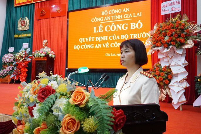 Trung tá Ksor H'Bơ Khắp (người dân tộc thiểu số Jrai, tên thường gọi là Ksor Phước Hà, quê tại xã Ia Trok, huyện Ia Pa, tỉnh Gia Lai) tốt nghiệp Đại học An ninh Nhân dân, là thạc sĩ luật học. Trước khi giữ chức Phó Giám đốc Công an tỉnh Gia Lai, Trung tá Ksor H'Bơ Khắp đã đảm nhiệm chức vụ Trưởng Công an Thị xã Ayun Pa. Trung tá Ksor H’Bơ Khắp từng là đại biểu Quốc hội khóa XIV nhiệm kì 2016-2021 thuộc Đoàn đại biểu Quốc hội tỉnh Gia Lai và có những phát ngôn gây nóng nghị trường Quốc hội.