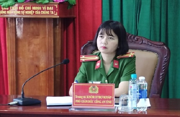 Trung tá Ksor H’Bơ Khắp – Phó Giám đốc Công an tỉnh Gia Lai: Tháng 8/2022, Trung tá Ksor H'Bơ Khắp - Trưởng Công an thị xã Ayun Pa được bổ nhiệm giữ chức vụ Phó Giám đốc Công an tỉnh Gia Lai.