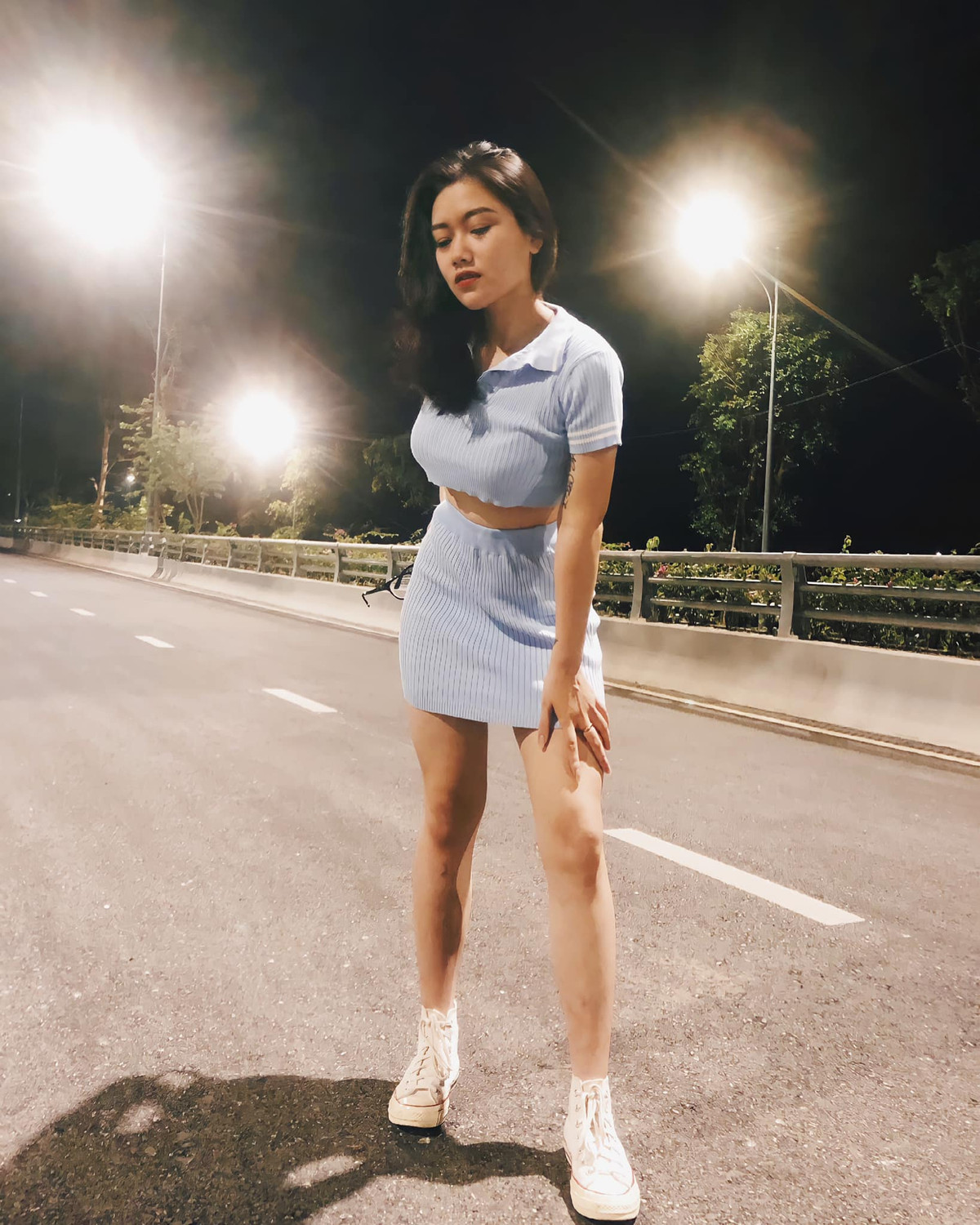 Chia sẻ lên MXH về quá trình giảm cân khá gian nan của mình, Ngọc Khánh nhận về không ít lời khen ngợi. Hội chị em cũng không quên xin bí quyết của Khánh để có được thân hình đẹp, thon gọn mà vẫn khỏe khoắn.