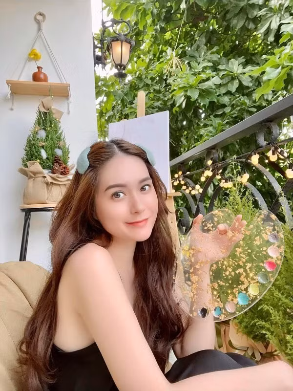 Những phong cách mới của Đoàn Di Băng luôn được cộng đồng mạng đánh giá cao về độ sáng tạo và khả năng "tấu hài" cực đỉnh.