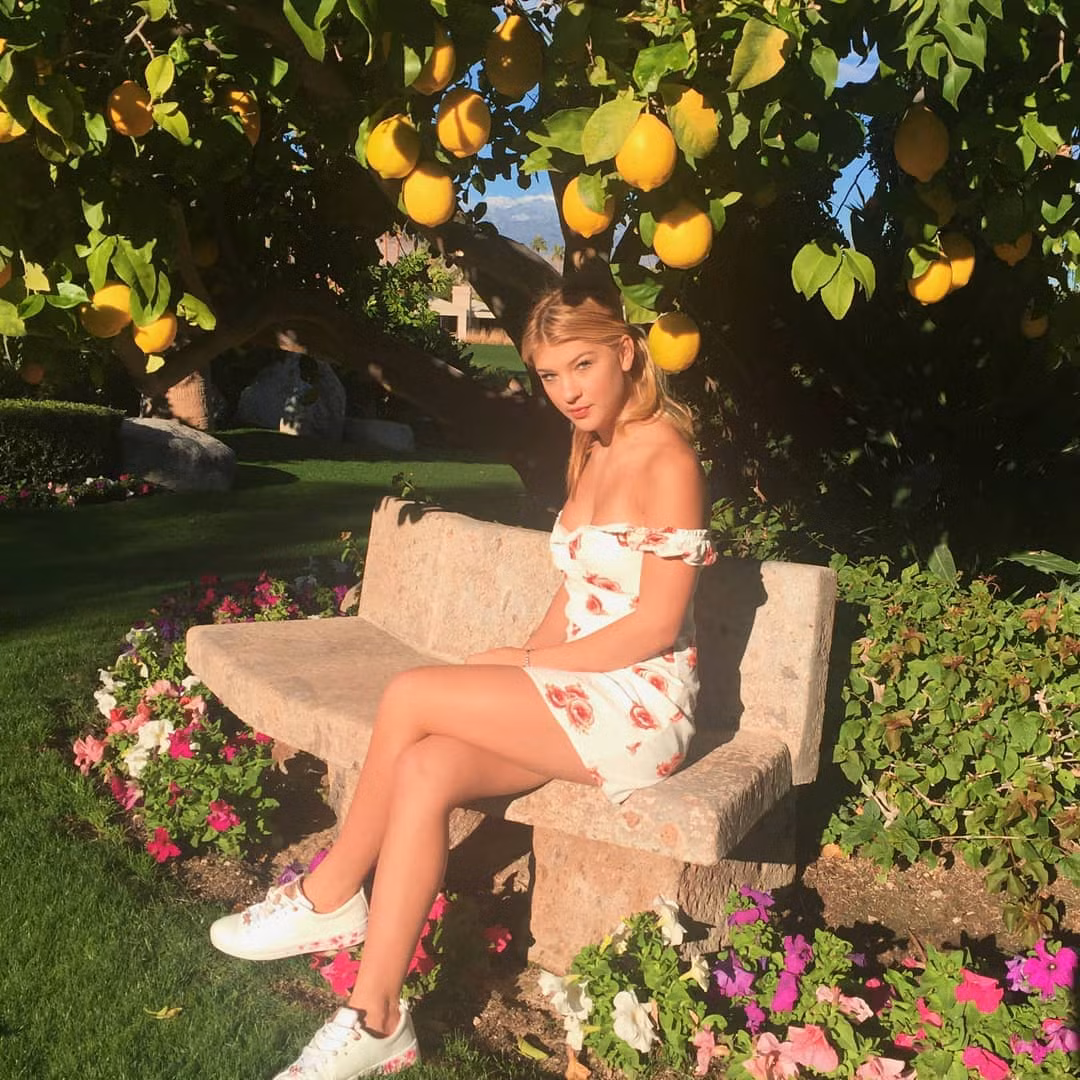 Được biết, Phoebe Gates đã luyện tập ballet từ nhỏ, đây cũng là lý do để cô nàng có được thân hình đẹp ở tuổi dậy thì.