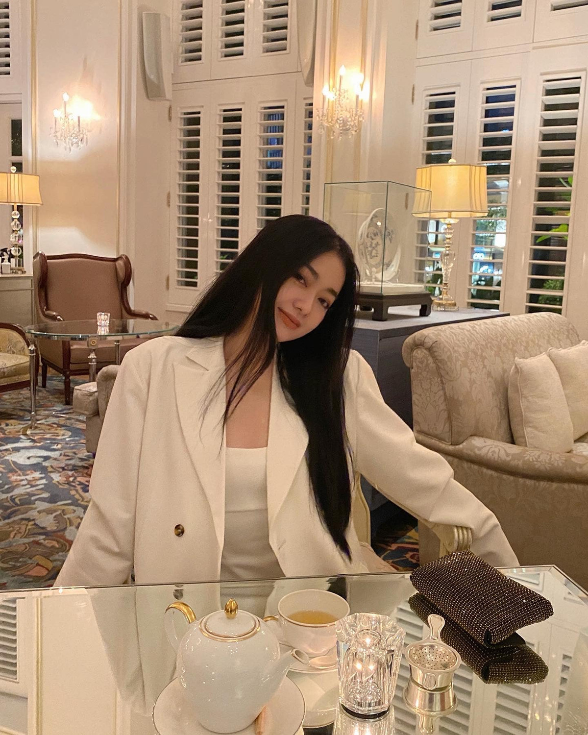 Không chỉ xinh đẹp, Nga Wendy còn là chủ của một cửa hàng thời trang, KOLs nổi tiếng.